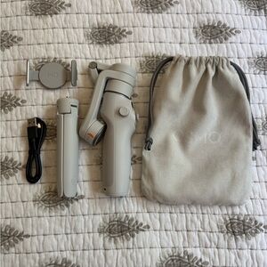 DJI OSMO Mobile 6 Gray Gimbal Stabilizer